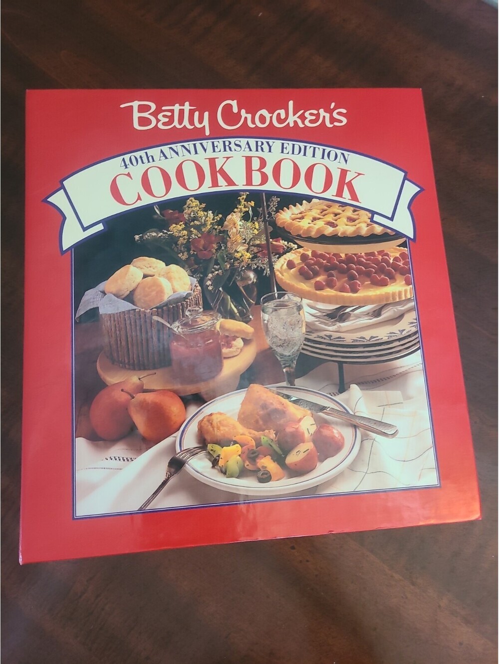 Betty Crocker Cookbook 40th Anniversary Binder Edition w Tabs